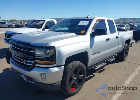 2018 Chevrolet Silverado 1500 2Lt z USA, uszkodzony, nr VIN 1GCVKREC6JZ110250